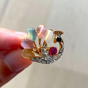 Ring: Colourful Peacock Pattern